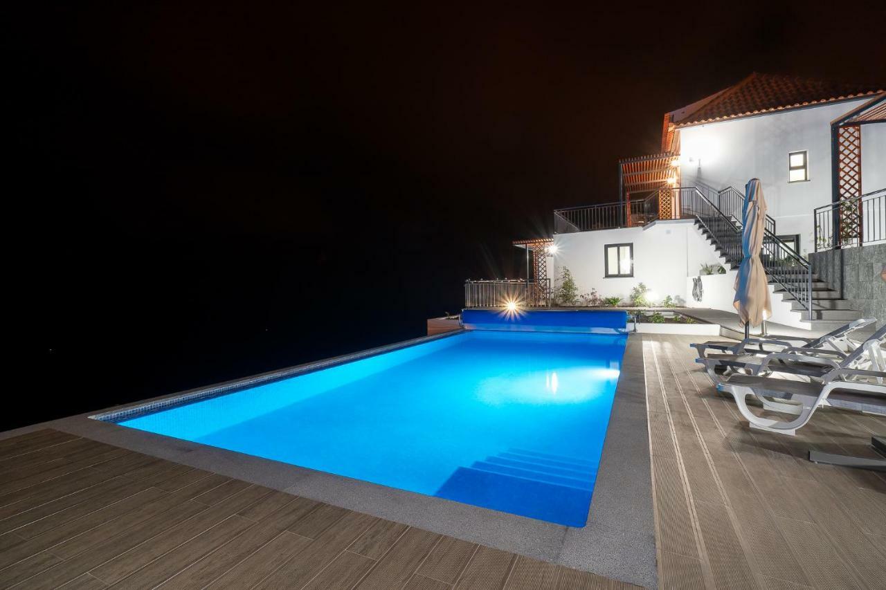 Seasky Arco Guest House Arco da Calheta  Bagian luar foto