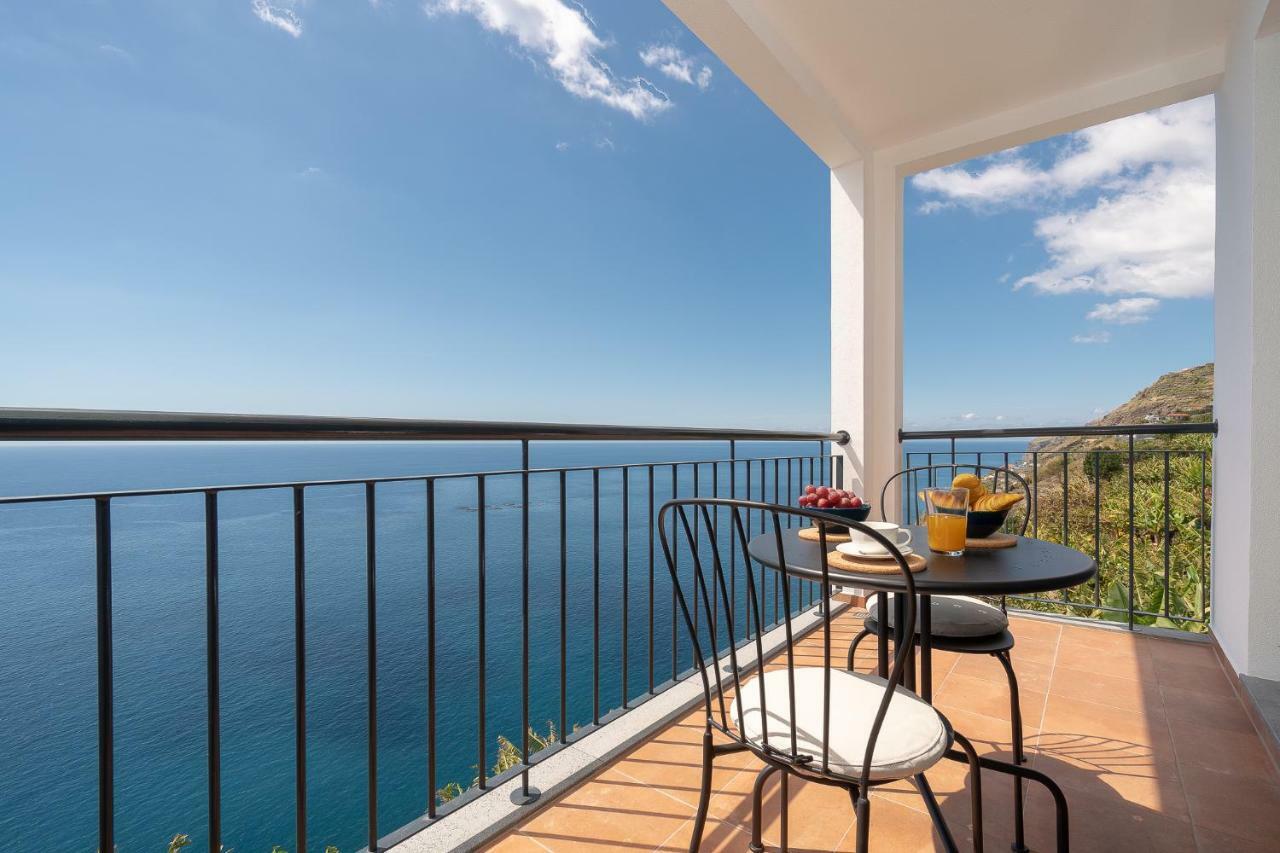 Seasky Arco Guest House Arco da Calheta  Bagian luar foto