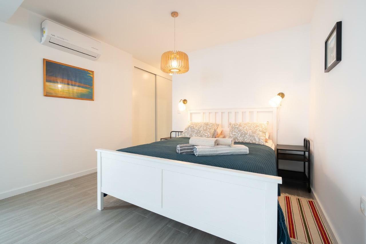 Seasky Arco Guest House Arco da Calheta  Bagian luar foto